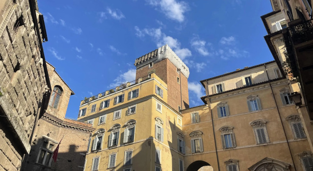 Monti Apartments - M5, Book Lejlighed Rom Lazio, nær Piazza Colonna