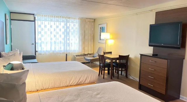 Номер Premier с балконом Casablanca Oceanside Inn