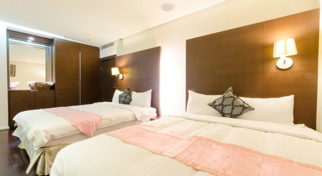 KE-CHI HSUAN Homestay, Забронировать Отель Отели Хуалянь с парковкой, рядом с Meilun Mountain Park, Парковка