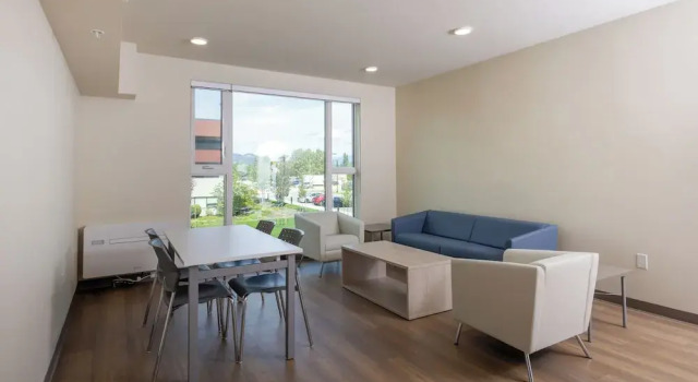 Residence & Conference Centre - Kelowna, Buchen Sie Ferienwohnung Kelowna British Columbia