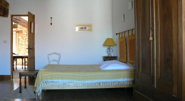 Chambres dhôtes Domaine de Beaupré, Book Hotel Hotels in Narbonne with Parking, Parking