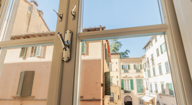 The Silk Thread the Luxury 3 Bedrooms Apartment, Buchen Sie Ferienwohnung Lucca Toskana