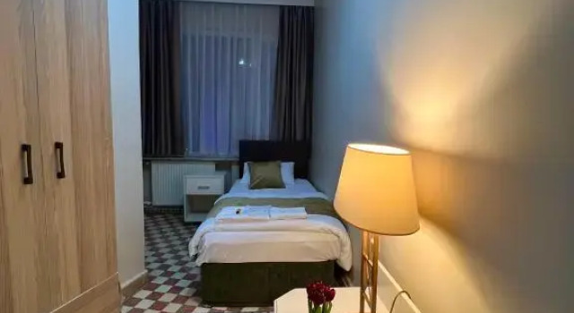 Fındık Palas Otel, Забронировать Отель Фатих Стамбул, рядом с Библиотека Стамбульского университета