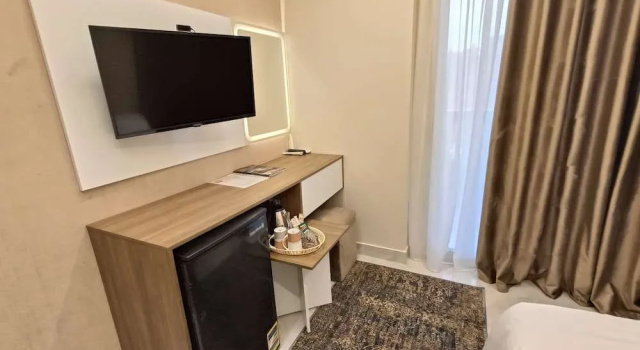 DISCOVER Pyramids inn