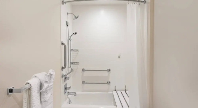 Двухместный люкс SpringHill Suites by Marriott Huntington Beach Orange County