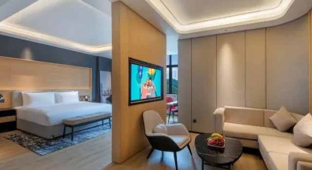 Люкс Premier Park Inn by Radisson Zhuhai Gaolan Port