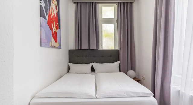 Люкс Цокольный этаж с 2 комнатами Limehome Dresden Antonstraße