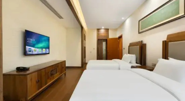 Люкс Executive с 2 комнатами с видом на реку Mandi Binjiang Hotel