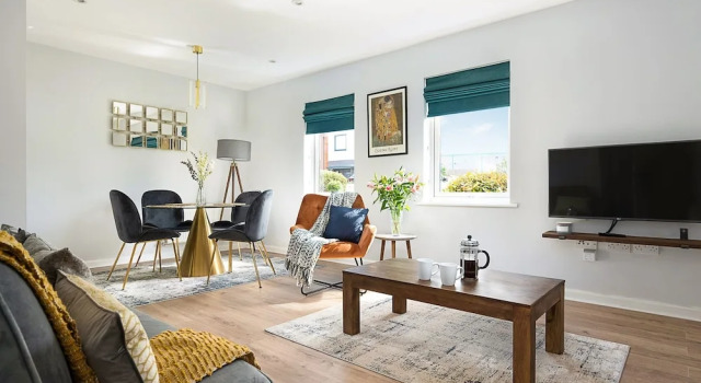 Stylish Serviced Apartment in Reading, Varaa Huoneisto Asunnot kohteessa Merseyside, Huoneisto