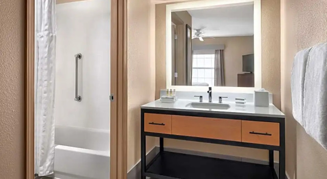 Люкс c 1 комнатой Homewood Suites by Hilton Baltimore-Washington Intl Apt