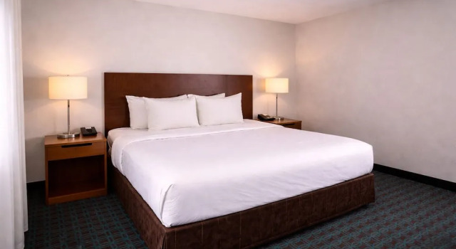 Fairfield Inn And Suites By Marriott Texas City, Забронировать Отель Техас Сити Texas Gulf Coast, рядом с Парк "Галф Грейхаунд"