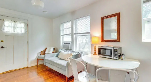 Cozy Studio in Heart of OKC Plaza District!, Rezerwuj Apartament Oklahoma City Oklahoma