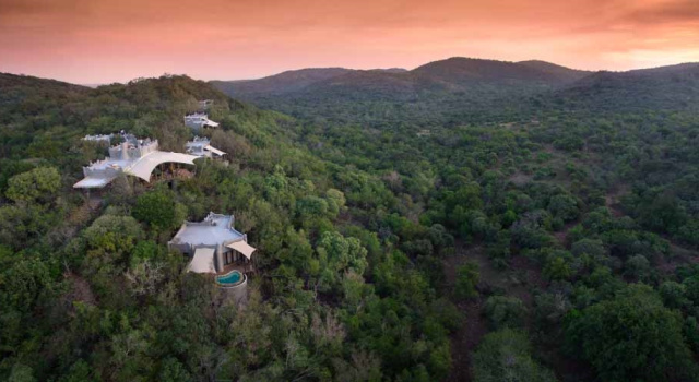 andBeyond Phinda Rock Lodge, Забронировать Отель Финда Квазулу-Наталь