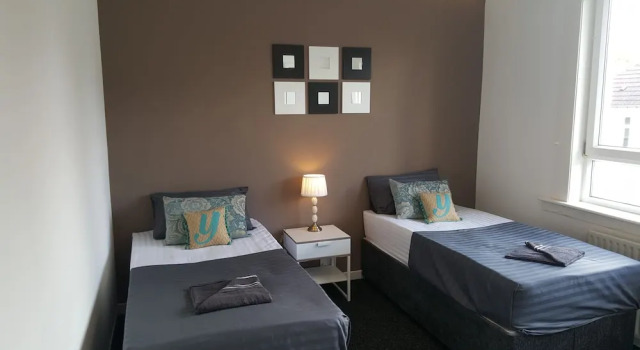 Dragon - Kirk House 2 Bedroom Home, Забронировать Апартаменты/квартира Апартаменты Ланаркшир, Апартаменты/квартира