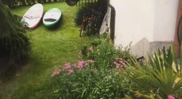 Favoloso appartamento fronte lago, Gera Lario, Prenota Appartamento Hotel a Como con parcheggio, Parcheggio