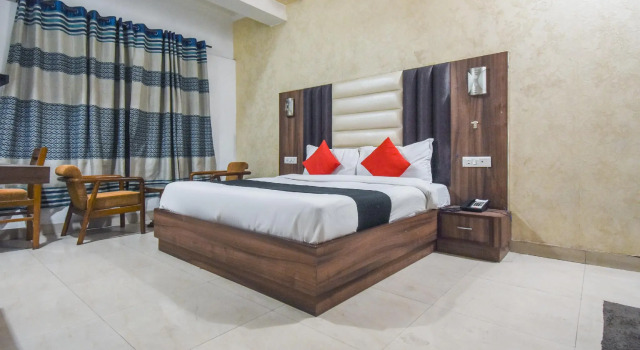 Люкс Standard Capital O 9415 Hotel Ricky International