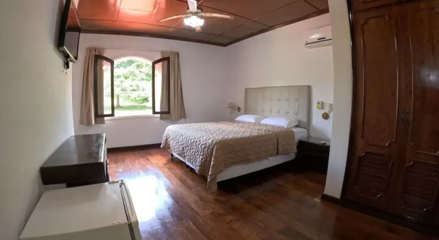 Номер Standard с балконом Hotel Casablanca Boutique Swiss Bonmont
