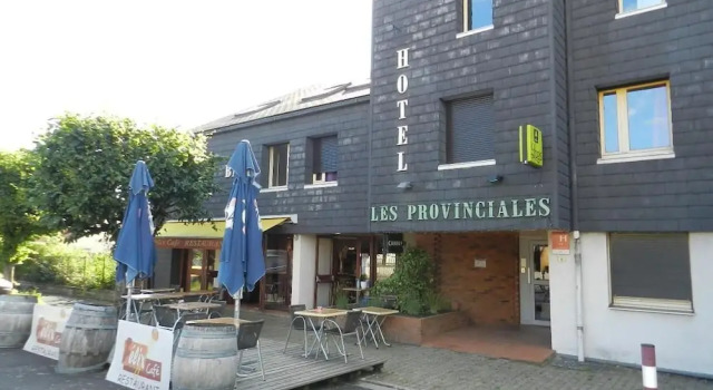 Les Provinciales Hotel & Restaurent, Prenota Hotel Arpajon-sur-Cere Cantal