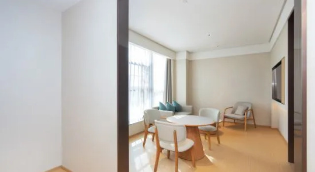 Люкс JI Hotel (Jiangyin Lingang Development Zone Coast City Branch)