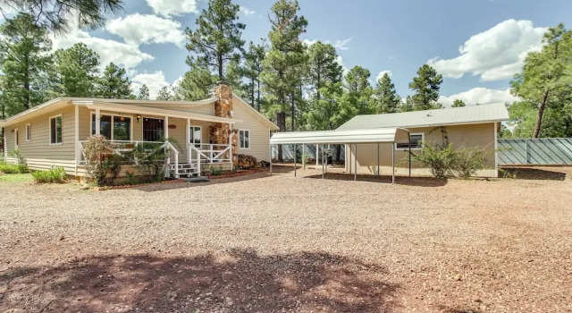 Коттедж Furnished Porch + Gas Grill: Lakeside Cottage Stay