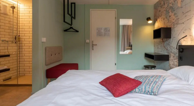 Standard Doppel Zimmer mit Balkon Emmas B&B - Self Check-in Hotel