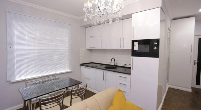Апартаменты Luxury 2 bedrooms apartment walking distance from Gur-Emir