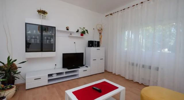 Apartment Ruza, Prenota Appartamento Hotel a Isole Quarnerine con parcheggio, Parcheggio
