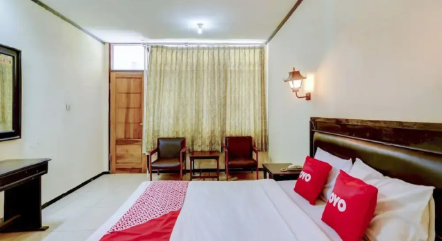 Hotel Lumajang New by OYO Rooms
