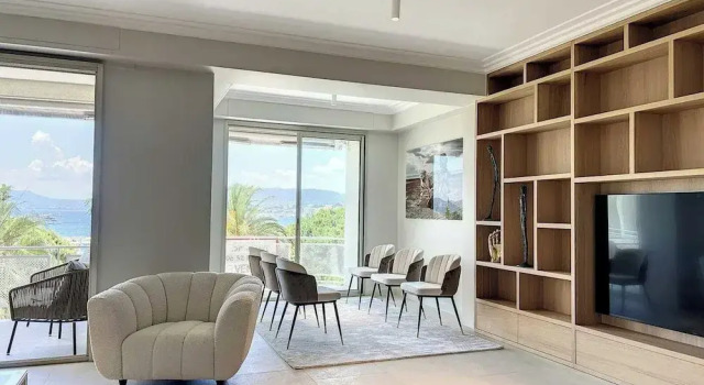 Apartment With Sea View Terrace