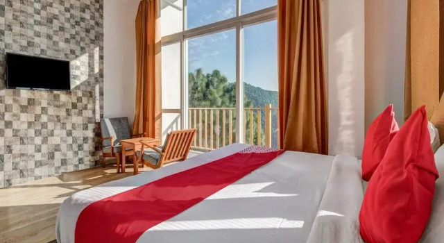 OYO 16870 Atithi Resort, Rezervovat Lázně / Resort Hotely v Chamba s bazénem, Bazén