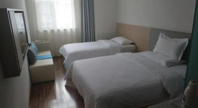 Номер Standard 7 Days Hotel Urumqi Kashgar East Road Normal University Branch