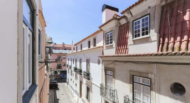 Bairro Alto Bright by Homing