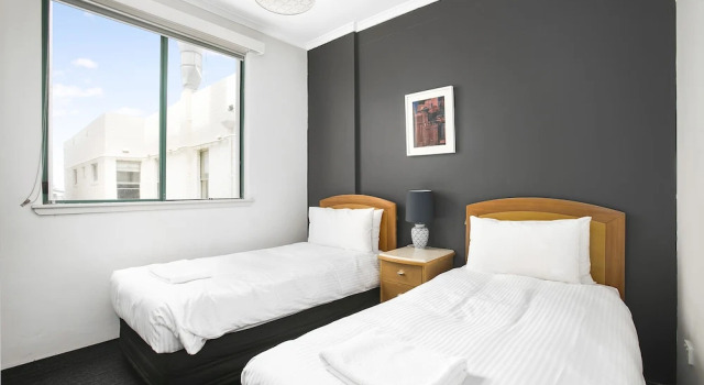 Апартаменты с 3 комнатами с видом на улицу The Coogee View Beachfront Serviced Apartments