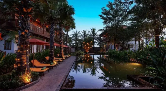 Вилла с 4 комнатами с балконом и с видом на бассейн Dontrei Villa Angkor