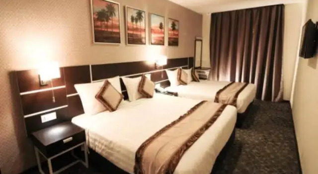Ritz Kapitol Hotel