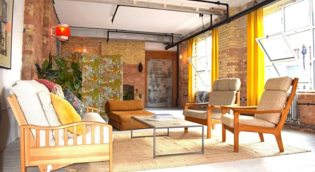 Industrial Open Plan Studio in Hackney