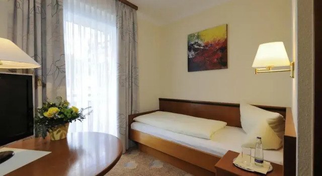 Johannesbad Hotel Undine, Rezervovat Hotel Hotely v Bavorsko s parkováním, Parkování