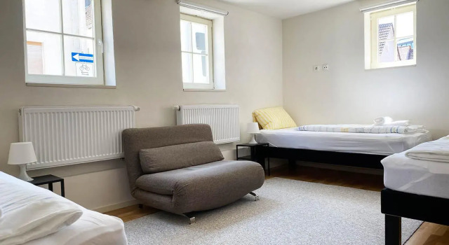 Charmante 1 Zimmer Wohnung mit TV/WLAN, Забронировать Отель Келькхайм Таунус