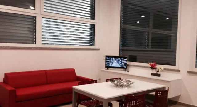 Casa di Ale & Olly, Prenota Appartamento Hotel a Como con parcheggio, Parcheggio