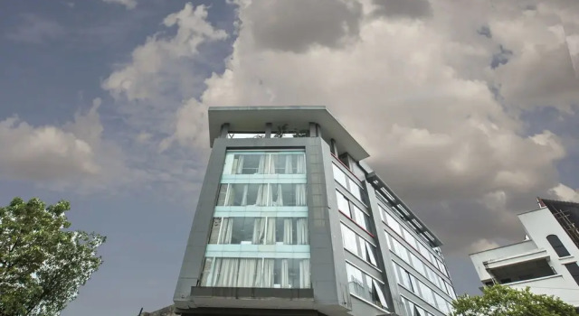 Octave Uptown Suites, Забронировать Отель Отели штата Махараштры 3 звезды, 3*