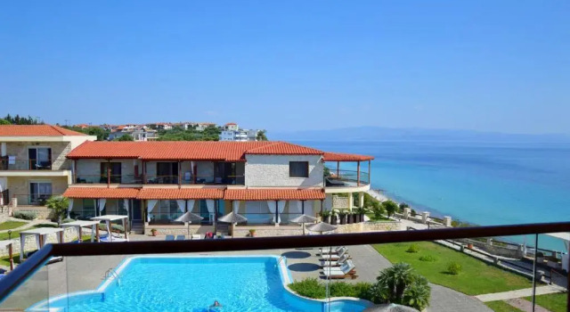 Полулюкс Blue Bay Halkidiki