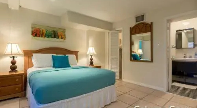 Calypso Cove, Κράτηση Ξενοδοχείο West Bay Grand Cayman, κοντά στο Cemetery Beach