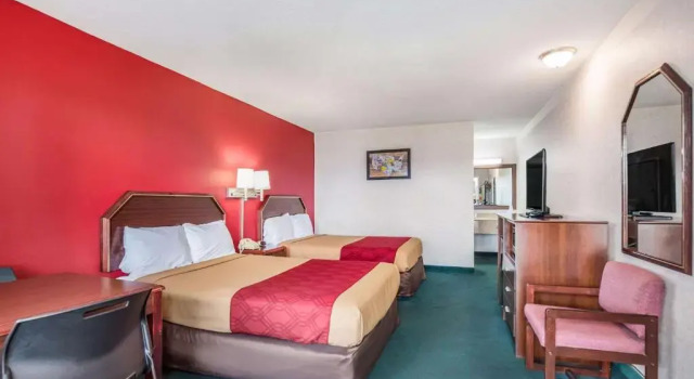 Номер Standard Economy Inn