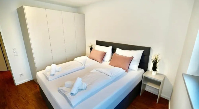 Апартаменты Deluxe DM & S Apartment