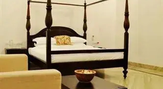 Barmer House, Забронировать Отель Отели штата Раджастхана с бассейном, Бассейн