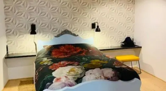 Casa del Aire - Patio Apartment, Buchen Sie Ferienwohnung Maella Aragonien