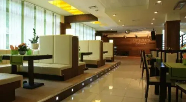 Hotel Natura Zdrój Wellness & SPA, Boek Resort Hotels in Subkarpaten met parkeren, Parkeren