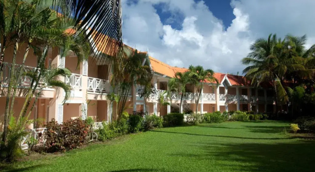 Двухместный номер Standard Coco Reef Resort & Spa