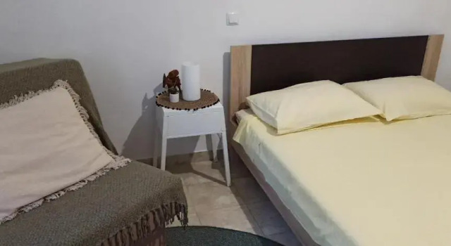 Studio Apartment Nika, Prenota Appartamento Splitska 
