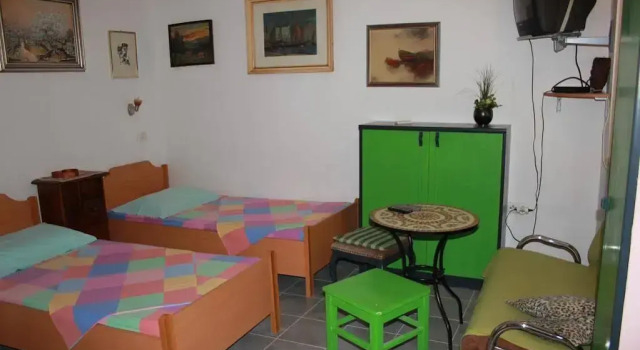 Guesthouse Luna, Prenota Hotel Splitska 